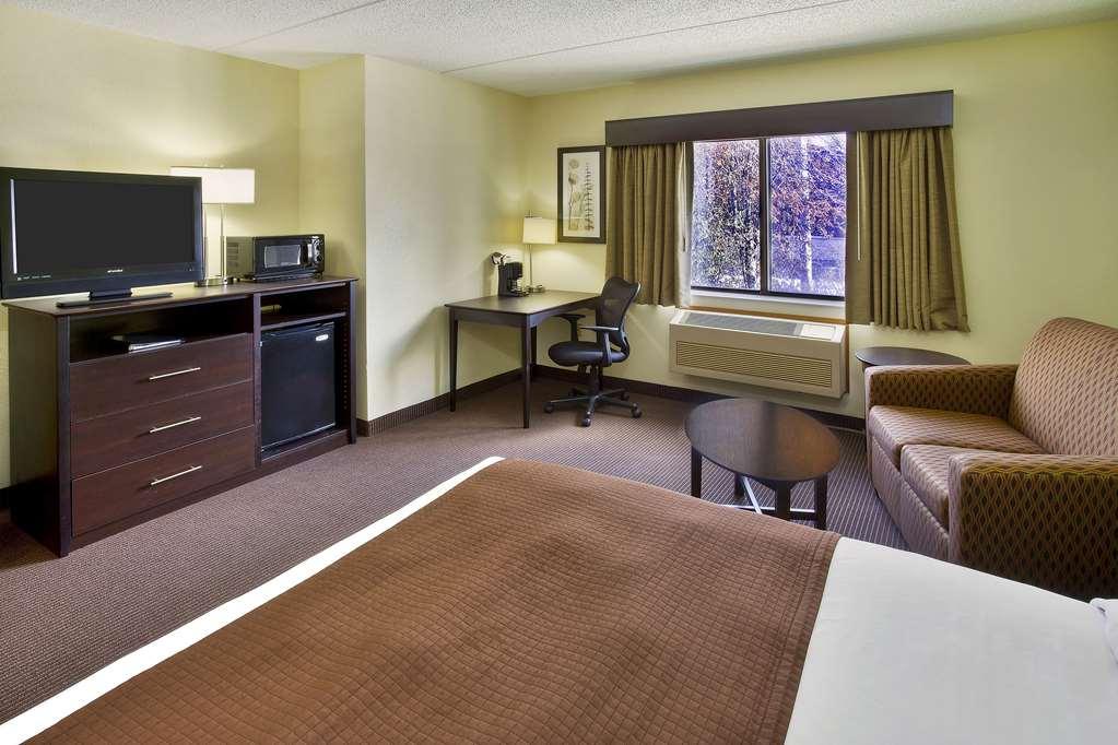 Quality Inn Oshkosh Kamer foto