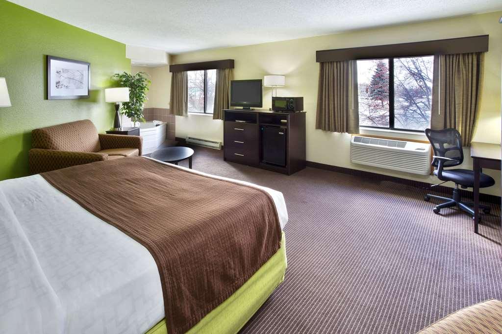 Quality Inn Oshkosh Kamer foto